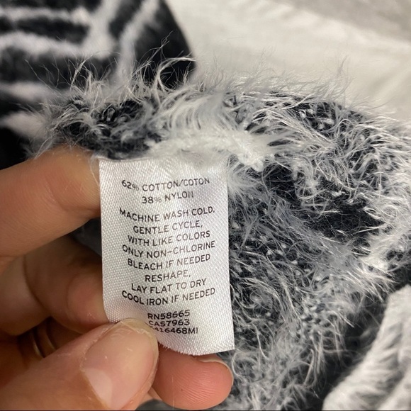 Susina | Open Front Zebra Cardigan Size XSP - Picture 6 of 7